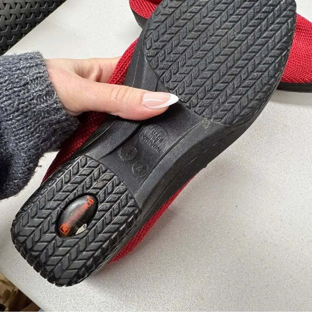 Arcopedico Red Knit Sole Desire Lace Up Sneakers Women 10.5 Casual Comfort Shoes